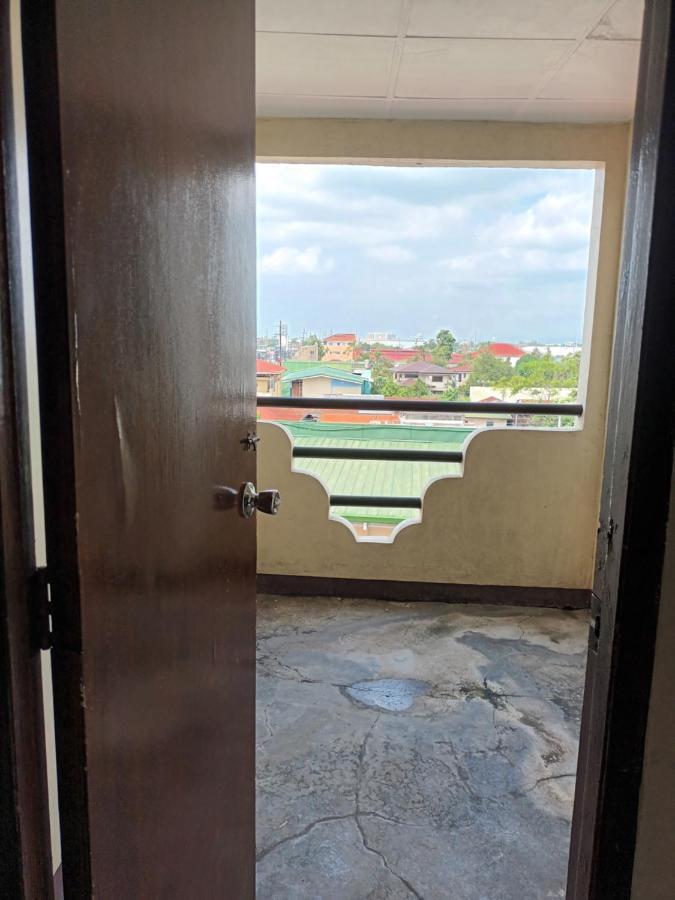 Mactan Pension House Lapu-Lapu City Exterior foto